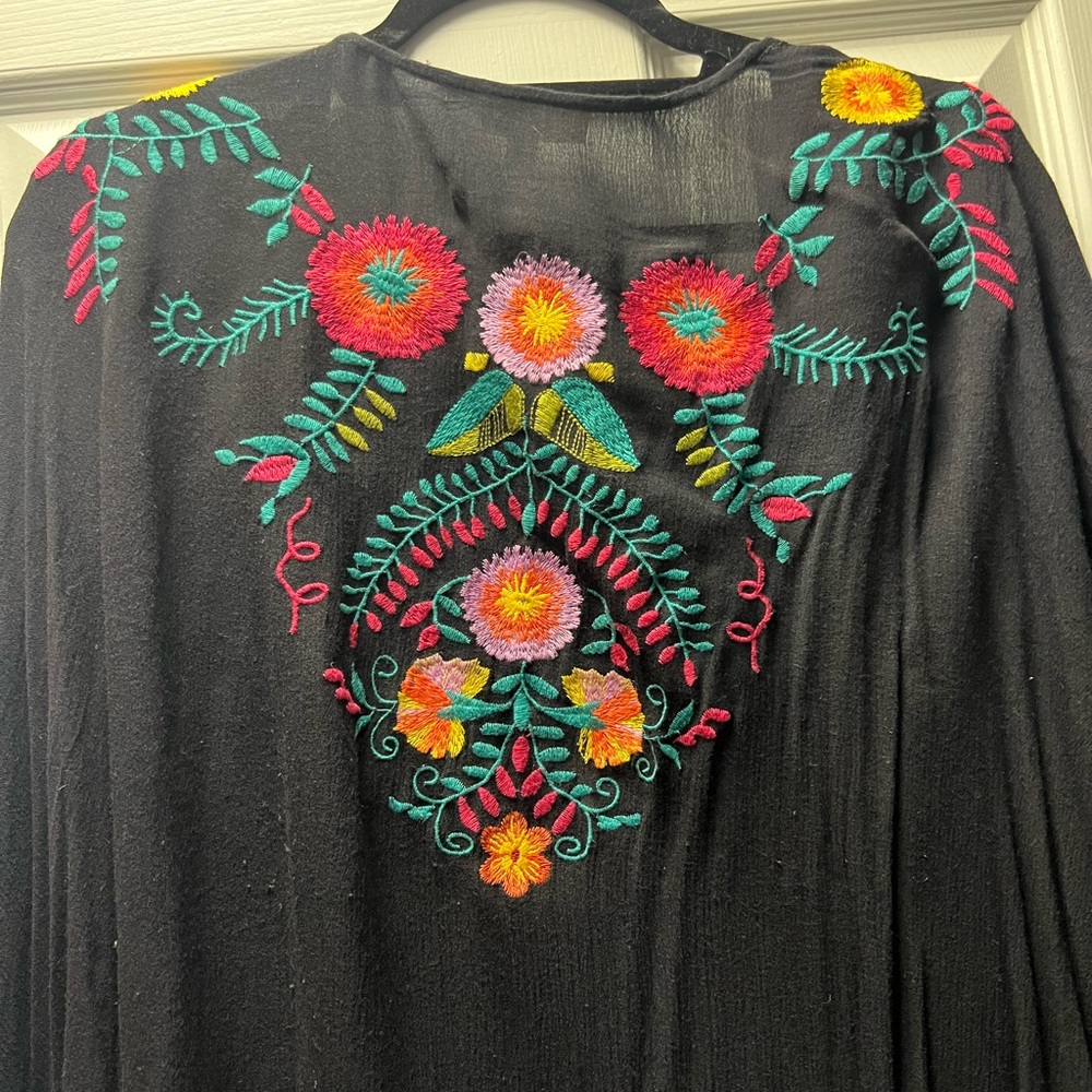 Embroidered Kimono by Umgee